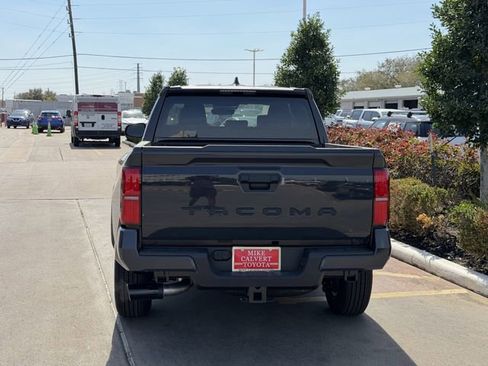 Used 2026 Toyota Tacoma SR5 image 6