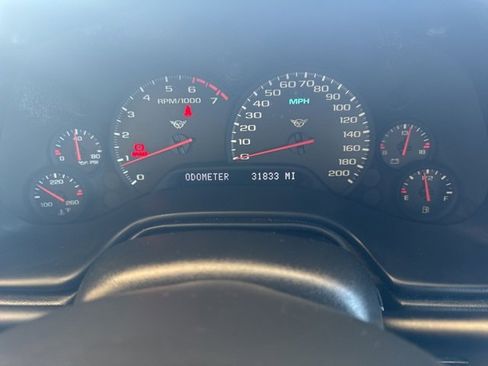 Used 2002 Chevrolet Corvette Convertible w/ Preferred Equipment Group1 image 24