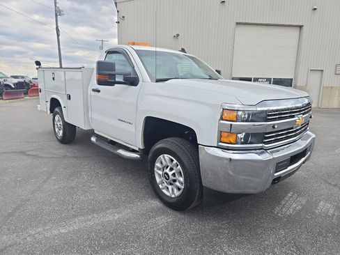 Used 2018 Chevrolet Silverado 2500 W/T w/ WT Fleet Convenience Package RWD image 4