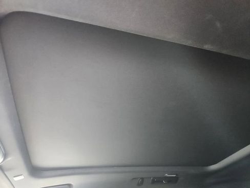 Used 2024 Chevrolet Tahoe Z71 w/ Luxury Package image 22