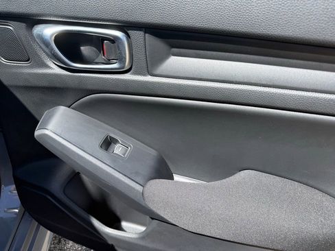 Used 2025 Honda Civic Sport image 32