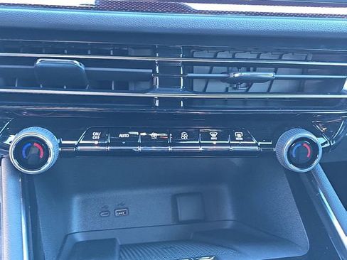 New 2026 Chevrolet Traverse Z71 w/ Enhanced Driving Package image 23