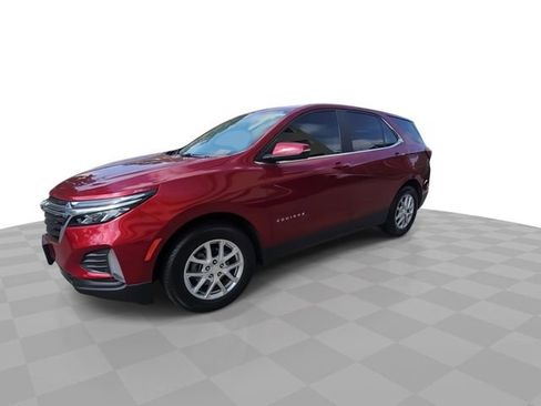 Used 2023 Chevrolet Equinox LT image 4