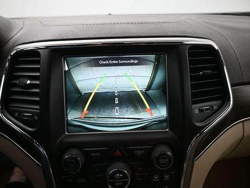 Used 2018 Jeep Grand Cherokee Overland image 20