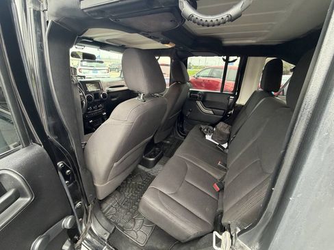 Used 2015 Jeep Wrangler Unlimited Sport AWD/4WD image 11