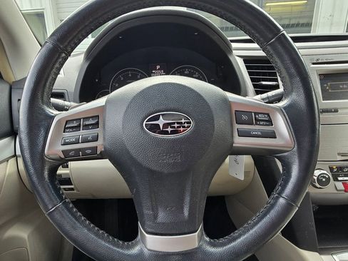 Used 2014 Subaru Outback 2.5i Premium w/ Moonroof Package image 17