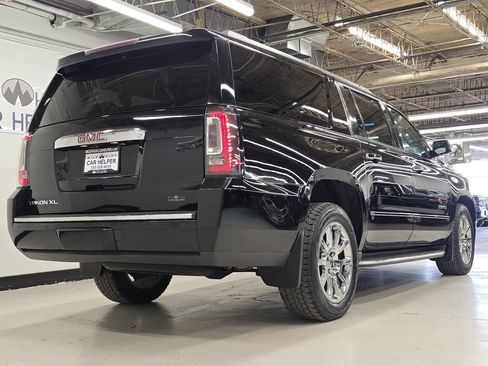 Used 2016 GMC Yukon XL Denali w/ Open Road Package AWD/4WD image 8