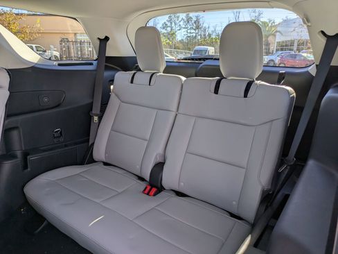 New 2026 Ford Explorer Active w/ Active Comfort Package image 15