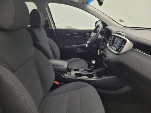 Used 2019 Kia Sorento AWD w/ LX Convenience Package image 21