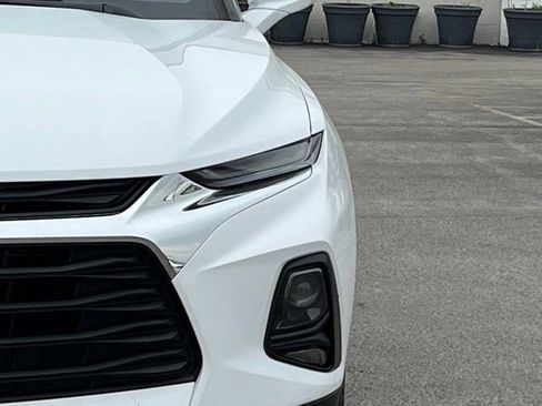 Used 2022 Chevrolet Blazer LT w/ Sound & Technology Package FWD image 17