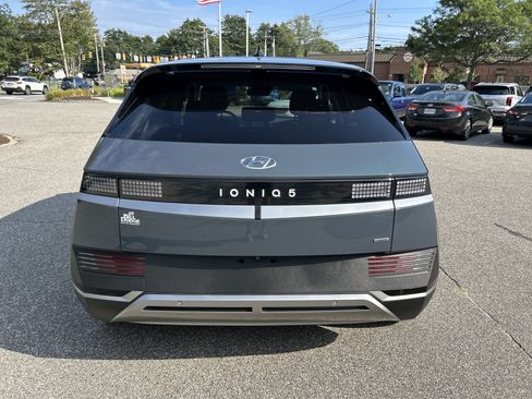 Certified 2024 Hyundai Ioniq 5 SE AWD/4WD image 6
