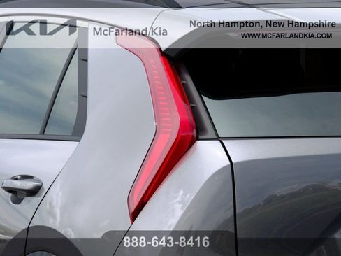 New 2026 Kia Niro Wind FWD image 11