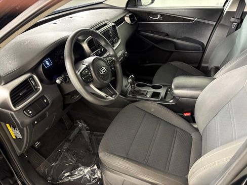 Used 2016 Kia Sorento FWD image 22