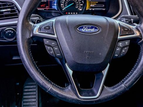 Used 2017 Ford Edge SEL w/ Equipment Group 201A image 28