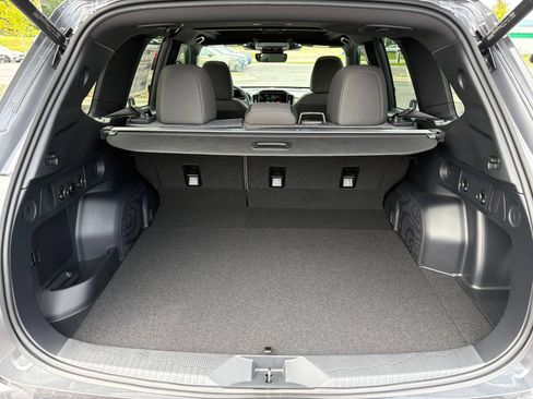 New 2026 Subaru Forester Touring AWD/4WD image 10