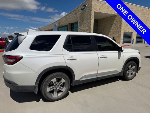 Used 2024 Honda Pilot EX-L image 5