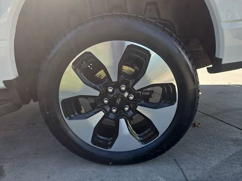 Certified 2025 Ford F150 Lightning Platinum image 32