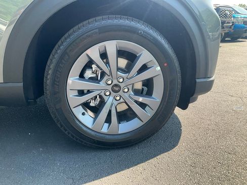New 2026 Ford Explorer Active w/ Active Comfort Package AWD/4WD image 10