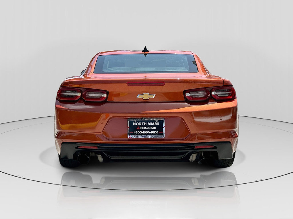 Used 2023 Chevrolet Camaro LT RWD image 6