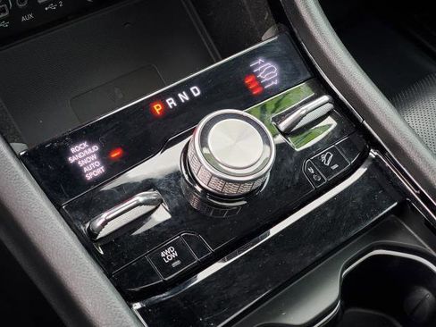 Used 2021 Jeep Grand Cherokee L Overland w/ Luxury Tech Group IV image 20