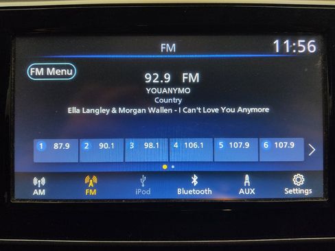 Used 2023 Nissan Versa S FWD image 25