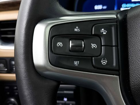 Used 2023 Chevrolet Tahoe Premier w/ Advanced Technology Package image 39