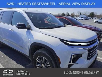 Used 2024 Chevrolet Traverse LT