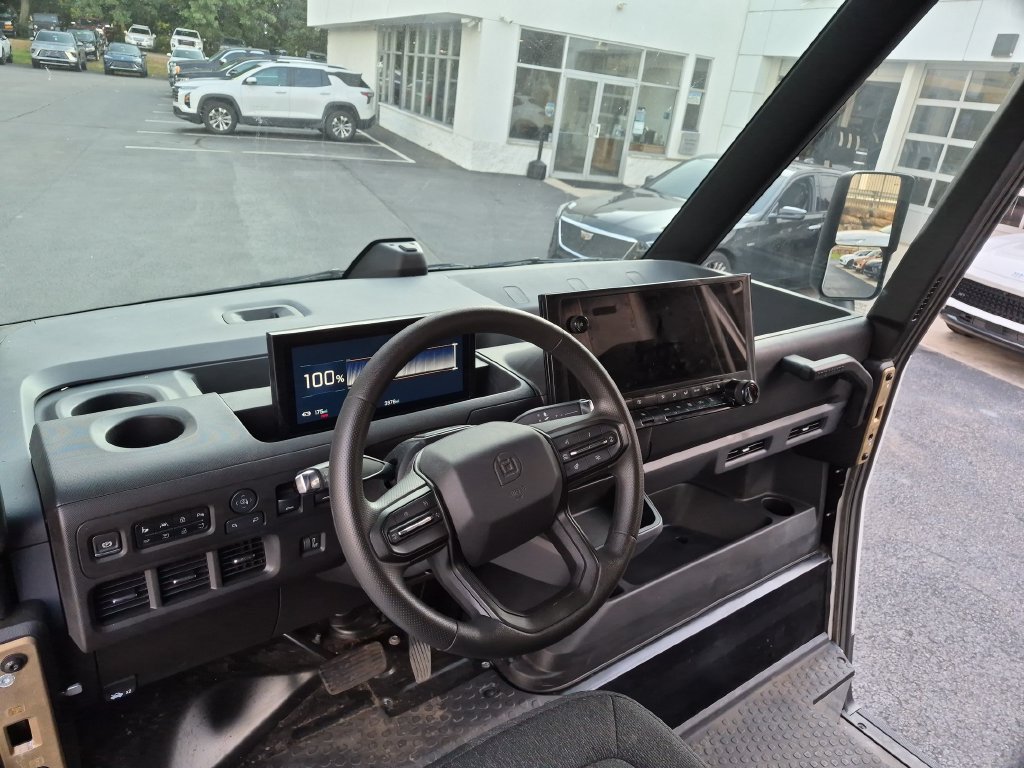 Used 2024 Chevrolet Brightdrop 600 w/ Commercial Equipment Package AWD/4WD image 16