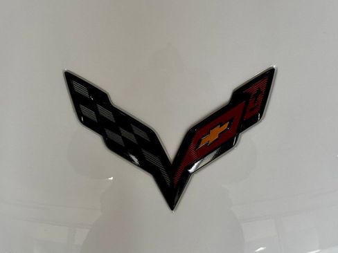 Used 2016 Chevrolet Corvette Z06 w/ 3LZ Preferred Equipment Group RWD image 12