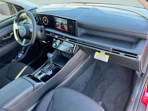 New 2026 Hyundai Tucson SEL image 21