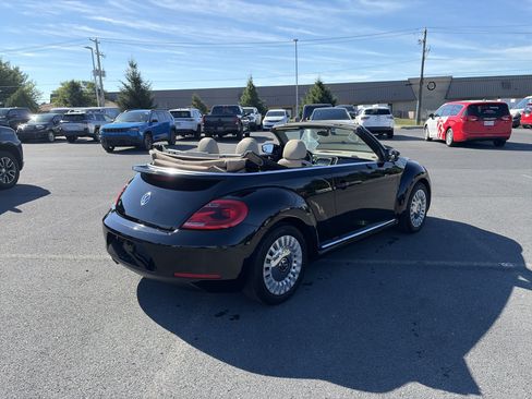 Used 2013 Volkswagen Beetle 2.5 FWD image 9
