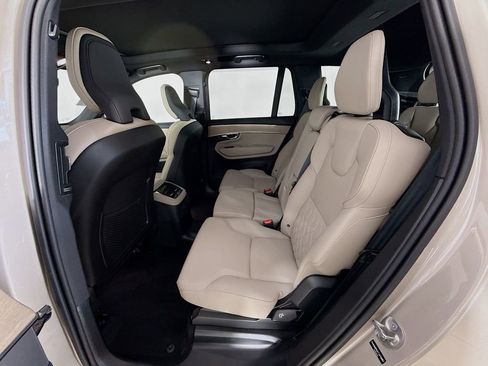 New 2026 Volvo XC90 T8 Plus w/ Protection Package Premier AWD/4WD image 25