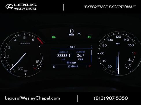 Used 2023 Cadillac XT4 Luxury w/ Cold Weather Package FWD image 21