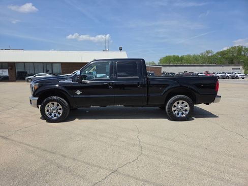 Used 2016 Ford F350 Lariat w/ Lariat Ultimate Package AWD/4WD image 2