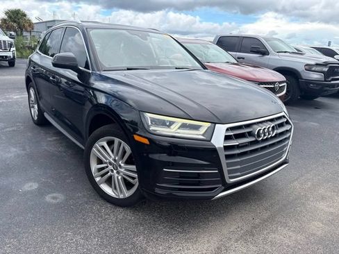 Used 2018 Audi Q5 2.0T Premium Plus w/ Premium Plus Package AWD/4WD image 3