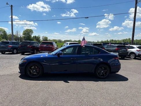 Used 2018 Alfa Romeo Giulia Ti Sport w/ Quick Order Package 22S Sport image 2