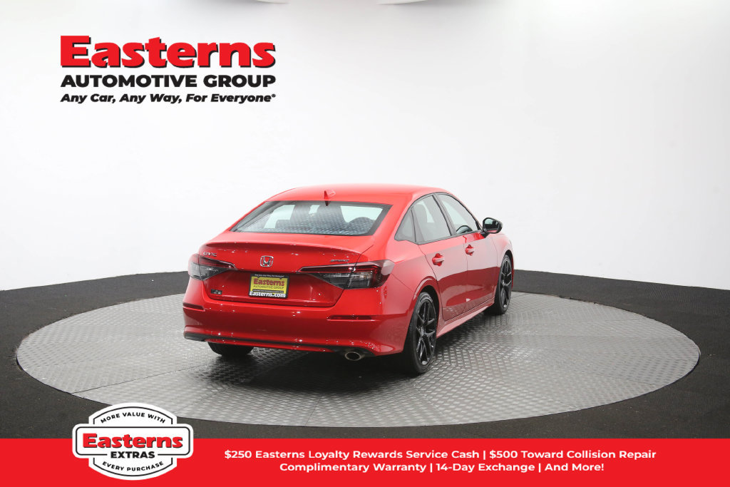 Used 2025 Honda Civic Sport image 40