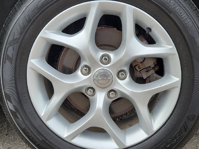 Used 2017 Chrysler Pacifica Touring-L Plus w/ Tire & Wheel Group FWD image 42