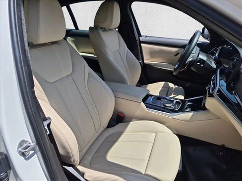 Used 2024 BMW 330i Sedan w/ Convenience Package RWD image 22