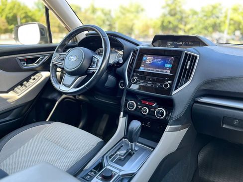Used 2021 Subaru Forester Premium AWD/4WD image 19