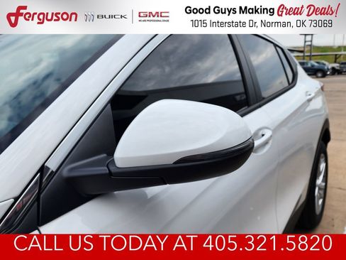 New 2026 Buick Envista Preferred w/ Convenience I Package FWD image 11