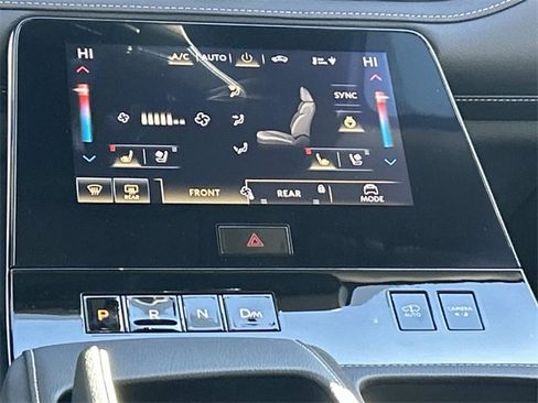 Certified 2025 INFINITI QX80 Sensory image 31