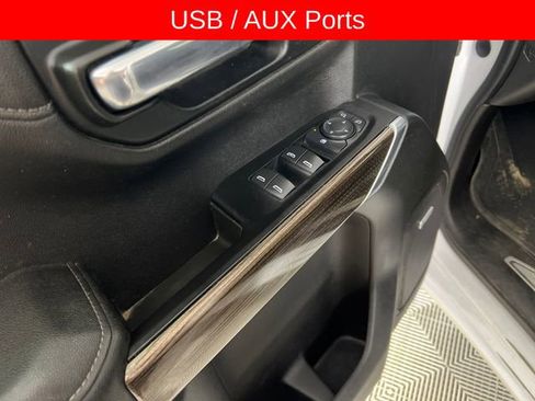 Used 2020 Chevrolet Silverado 1500 RST w/ Texas Edition RWD image 12