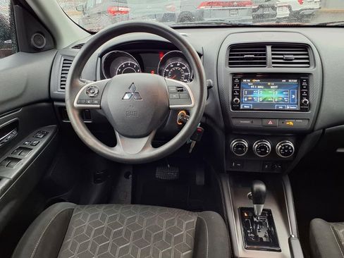 Used 2023 Mitsubishi Outlander Sport AWD image 4