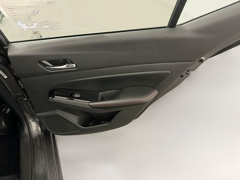 Used 2025 Nissan Altima 2.5 SR FWD image 30