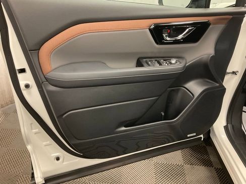 New 2026 Subaru Forester Sport image 9