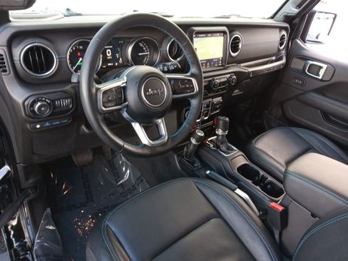 Used 2022 Jeep Wrangler Unlimited Rubicon 4xe w/ Dual Top Group image 12