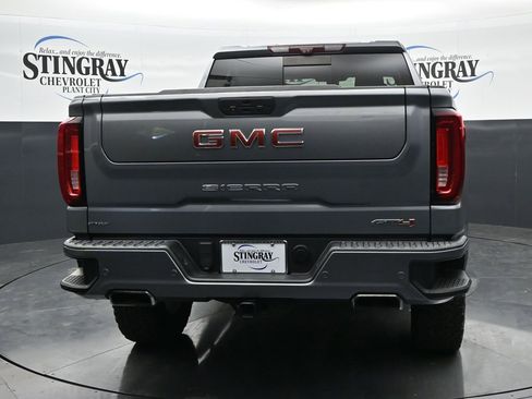 Used 2021 GMC Sierra 1500 AT4 w/ AT4 Premium Package AWD/4WD image 6