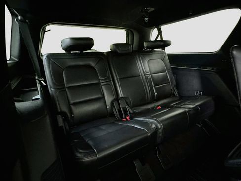 Used 2020 Lincoln Navigator L Reserve AWD/4WD image 28