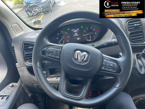 Used 2025 RAM ProMaster 2500 w/ Convenience Group image 15